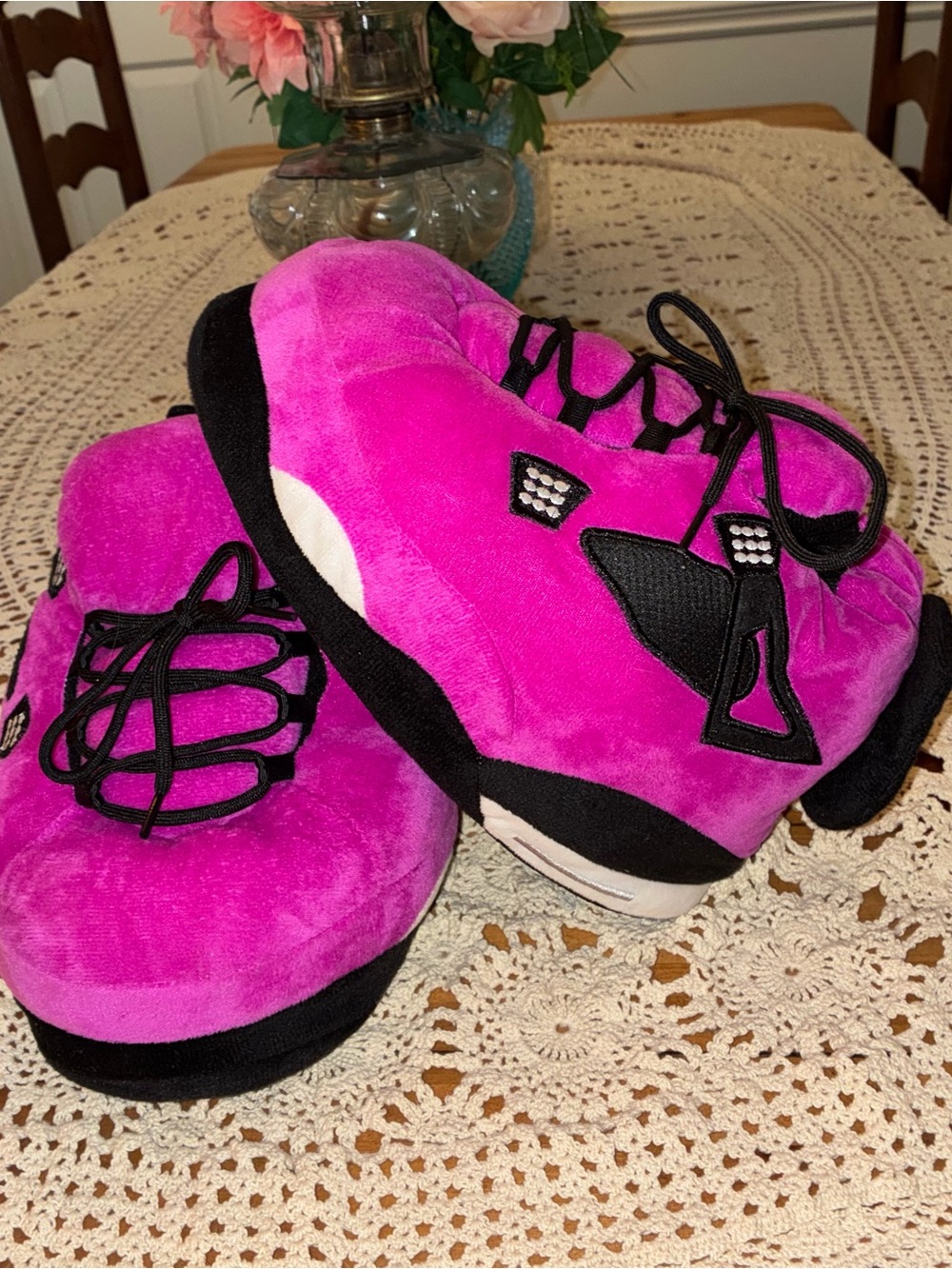 Jordan 4 Magenta Plush Sneaker Slippers - Picture 2 of 12